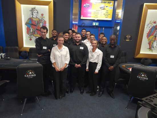 Nouvelle equipe de stagiaire dans le casino sur l'ile de la reunion